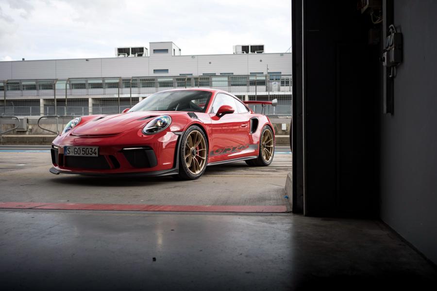  Porsche 911 GT3 RS (991) 2018 года  (WW) (фото 26 из 47)